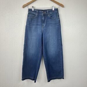 Uniqlo Wide Leg Jeans Womens Size 23 Blue Dark Wash Denim Straight Fit Raw Hem